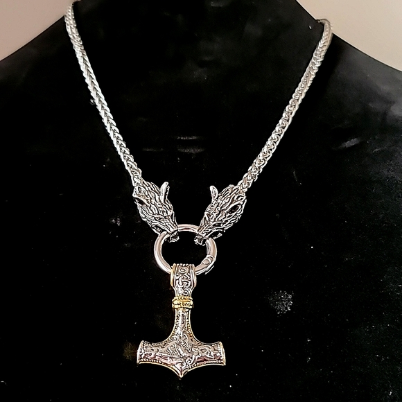 New! MEN'S Nordic Viking Celtic Inspired Wolf and Thor Hammer Necklace. - Picture 3 of 7